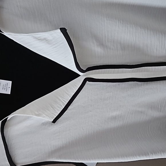 A.K.A. Posh Top - Picture 2 of 5